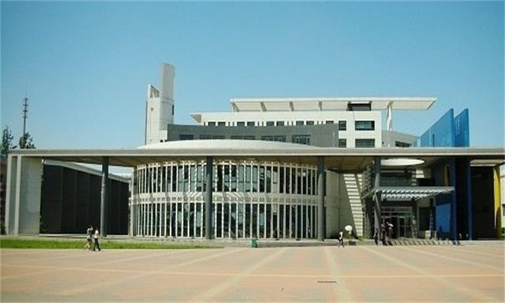 天津財經(jīng)大學(xué)圖書館1